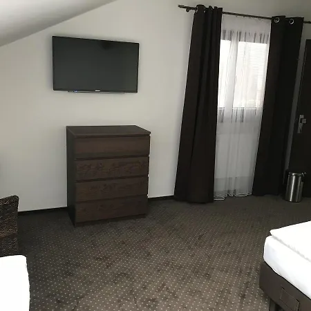Karla Naj Pensjonat 3*